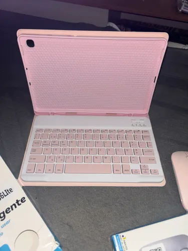 Capa+teclado e mouse para tablet S6LITE Samsung 