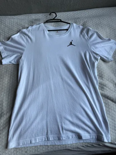 Camiseta Jordan branca