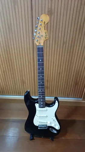 Guitarra stratoTokai Silver star 83