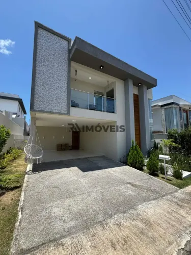 Casa Duplex Mobiliada com 4 Suítes, Piscina e Energia Solar no Condomínio Novo Leblon