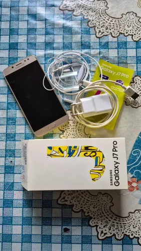 Celular Samsung Galaxy J7 Pro
