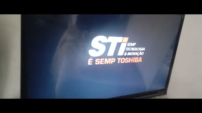 VENDO TV SEMP TOSHIBA 32 LED HD
