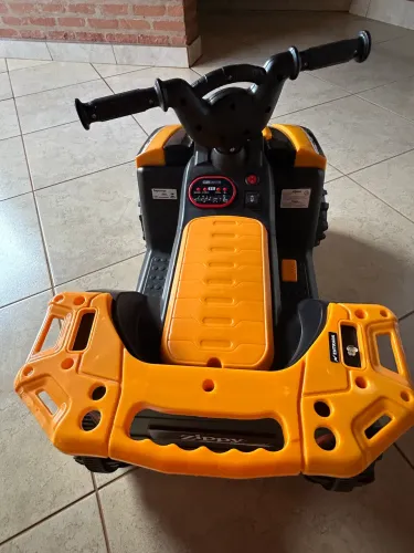 Quadriciclo Infantil Elétrico 6v Com Marchas Lj - Zippy Toys