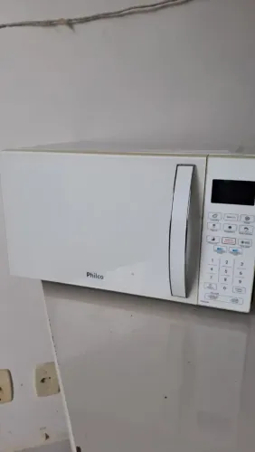 Micro-ondas Philco PMO26B 220V - Liga mas não esquenta - Para conserto ou peças