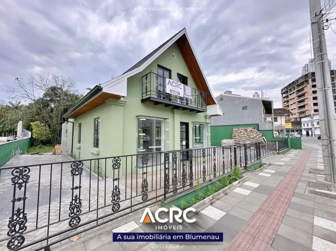 ACRC Imóveis - SA01304 - Casa comercial para Locação no Bairro Velha em Blumenau