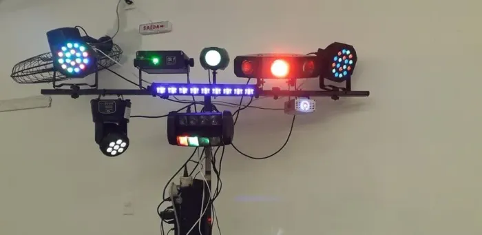 equipamento de iluminação completo