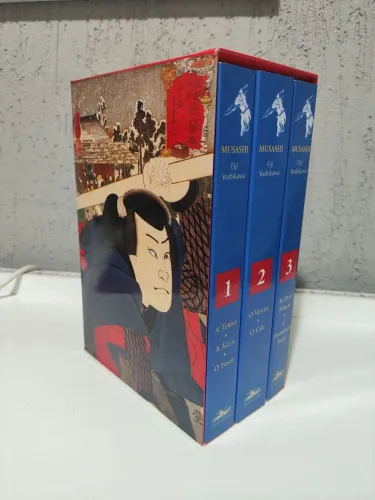 Box Musashi - Eiji Yoshikawa (Estação Liberdade)