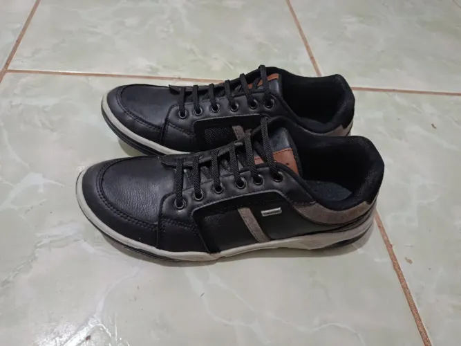Vendo Tênis Masculino