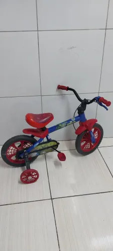 Bicicleta infantil homem aranha