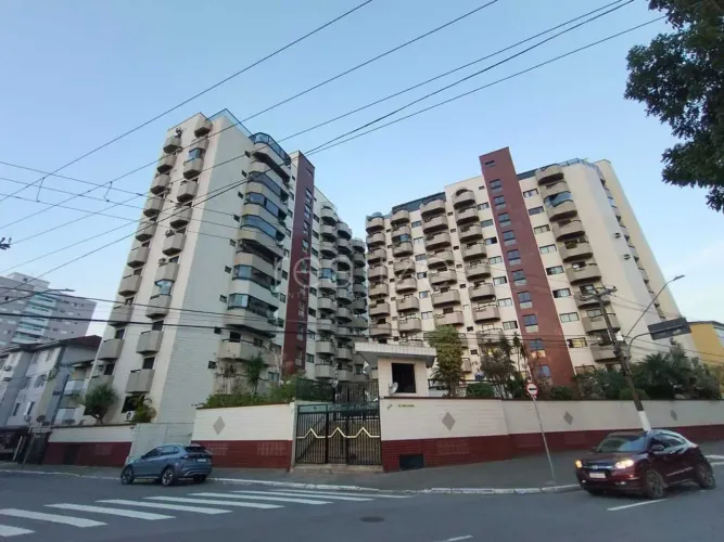 Apartamento : Padrão / Residencial / Canto do Forte