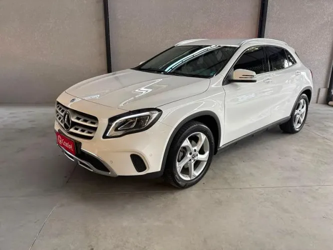 Mercedes-Benz GLA 200 Adv. 1.6/1.6 TB 16V Flex Aut. 2019