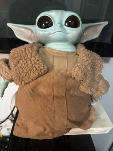 Boneco Baby Yoda original