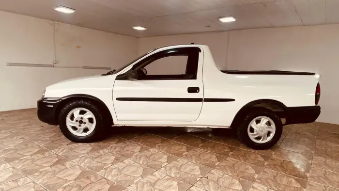 Chevrolet Corsa Pick-up Std/ Rodeio 1.6 MPFI 1999
