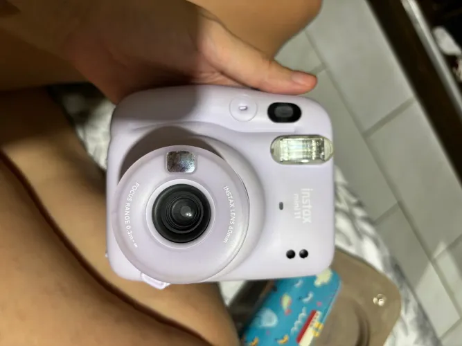 Vendo ou troco Câmera polaroide instax mini11 