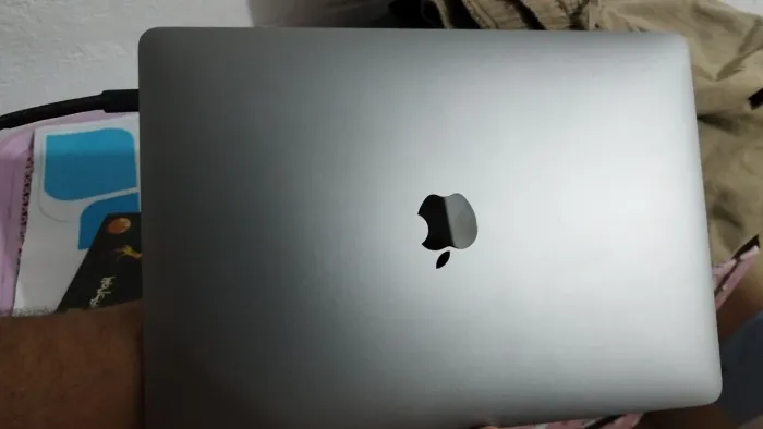 Mac Air 256G 8 Ram