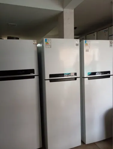 Geladeira Midea Duplex Frost Free Branca com Painel Touch e Turbo Freezer 