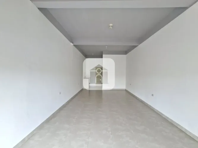 Cômodo comercial para locação bairro São Jorge