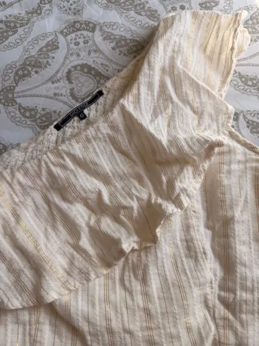 Blusa de ombro único Shoulder