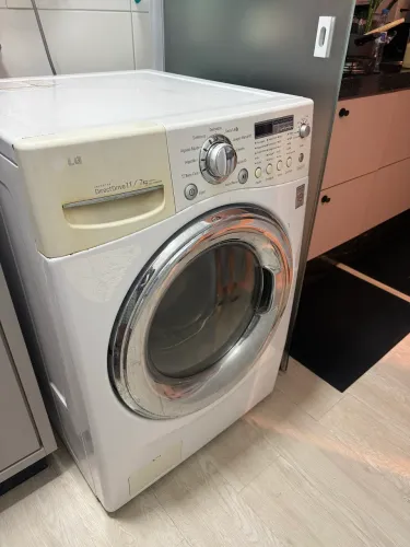 Lava e Seca LG 11kg / 7kg Inverter Direct Drive