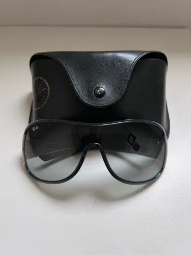 Oculos Ray-ban shield/mascara