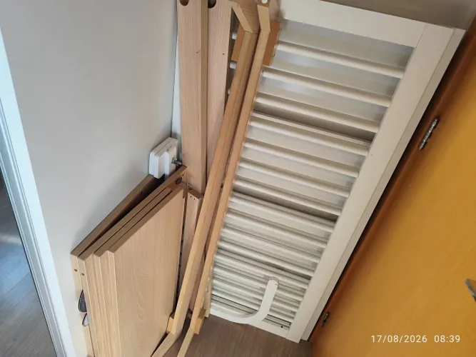 Berço semi-novo amplo 