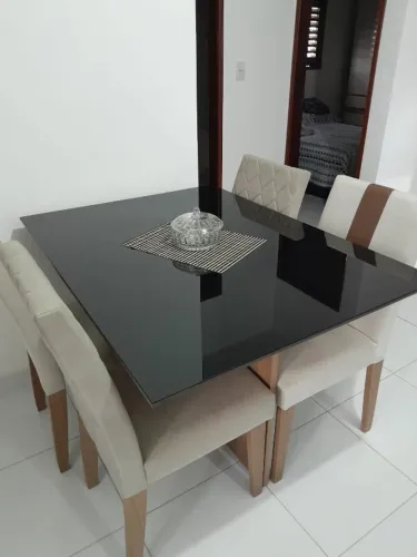Mesa de Jantar 4 Cadeiras