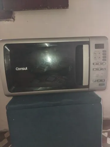 Vende-se micro-ondas consul 20 litros