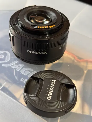 Canon 50mm yongnuo