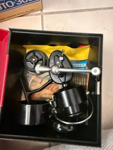 Molinete Vintage Olympic VO Auto-303 Japonês - Novo na Caixa