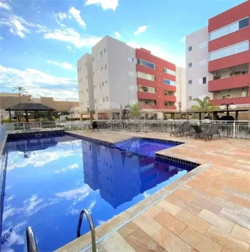 Apartamento à venda com 2 suítes no condomínio il Piu Bello, Vinhedo - SP