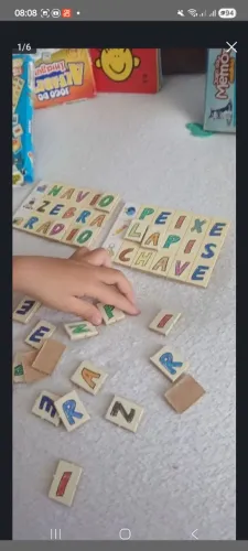 Babá disponível para cuidar do seu maior amor 