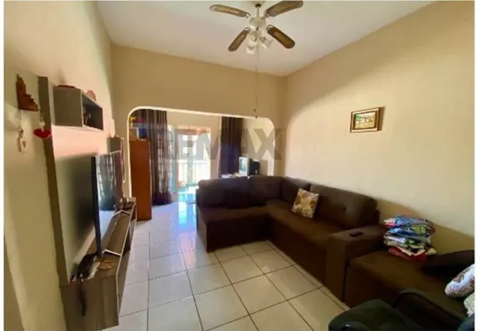 Oportunidade: Casa principal e tres imóveis para alugar. Com quintal, varanda e vista perm