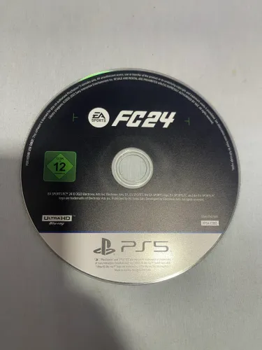 Vendo ou Troco FIFA 24 PS5, apenas o disco