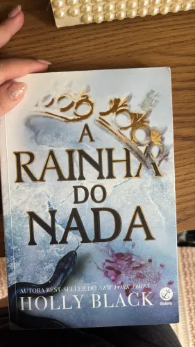 2. A Rainha do Nada (Vol. 3 - O Povo do Ar) - Holly Black - Pouco Usado