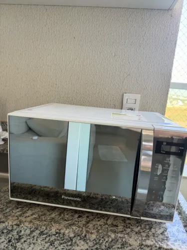 Microondas 3 meses de uso 