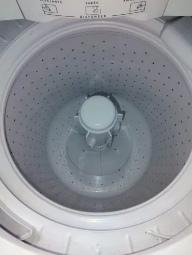 Vendo máquina 13kkg lava faz todo processo mas não está centrifugando 