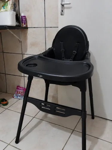 Cadeira de alimentação