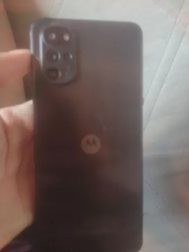 Moto g 22 com tela quebrada
