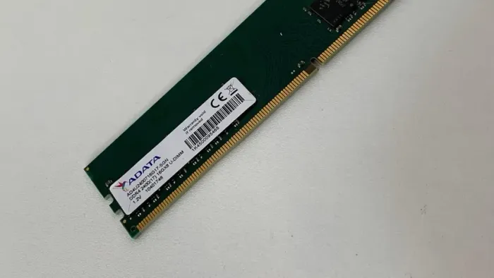 1X16GB ADATA 2400MHZ