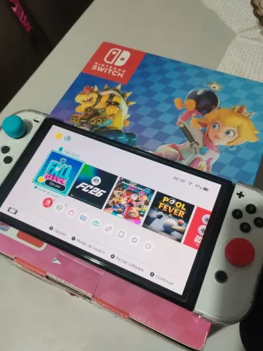 Nintendo switch OLED 64 GB
