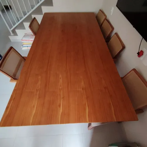 Mesa de jartar de madeira maciça