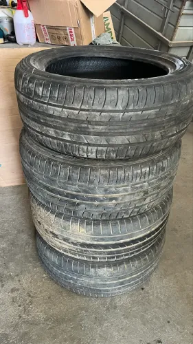 4 Pneus aro17 225/50