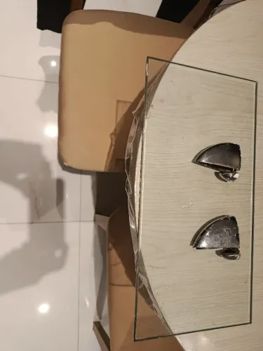 Prateleira de vidro