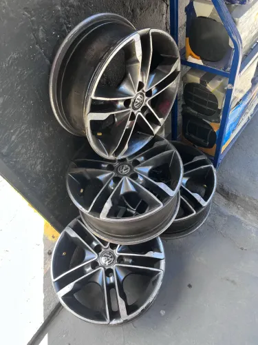 Rodas aro 15 5 furos
