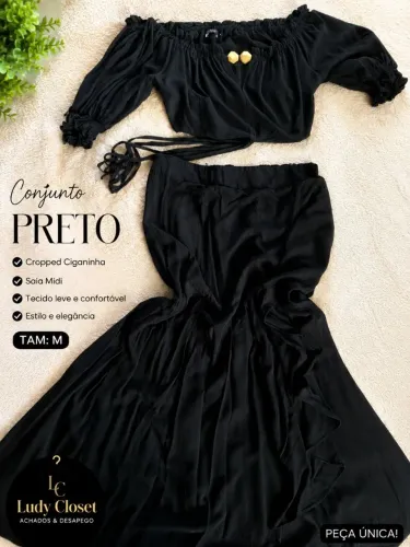 Conjunto Cropped ciganinha e saia babado.