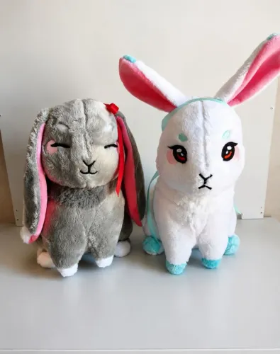 Pelúcias Mo Dao Zu Shi (MDZS) Wei Wuxian e Lan Wangji