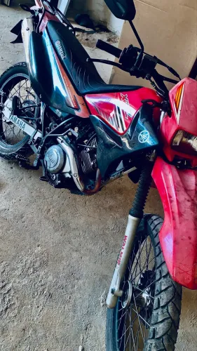Troco em motos falcon ou XRE