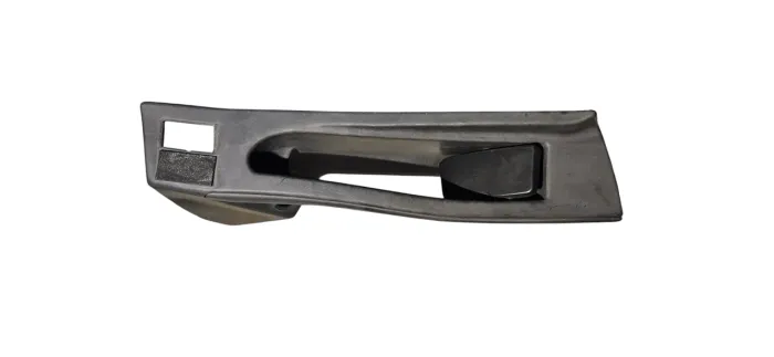 Macaneta Interna Com Apoia Braco Direito Volvo Vm 20491644