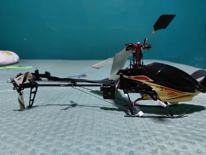 Vendo Helicóptero Walkera HM-4G6