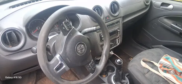 Volkswagen Gol Selecao 1.0 MI Total Flex 8V 5P 2014